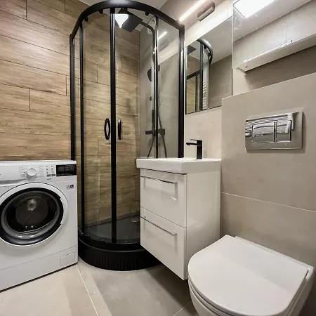 Batorego 16 Yellow Prywatne Mieszkanie 300m Od Metro Pole Mokotowskie I Sgh Samodzielne Zameldowanie! Self Check-in System! Lägenhet *