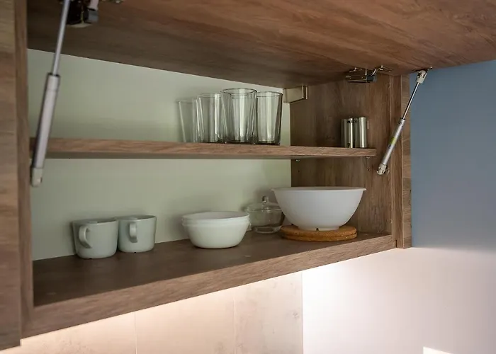 Batorego 16 Yellow Prywatne Mieszkanie 300m Od Metro Pole Mokotowskie I Sgh Samodzielne Zameldowanie! Self Check-in System! Apartament Warszawa