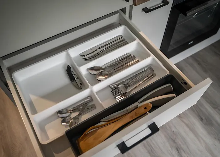 Batorego 16 Yellow Prywatne Mieszkanie 300m Od Metro Pole Mokotowskie I Sgh Samodzielne Zameldowanie! Self Check-in System! Warszawa